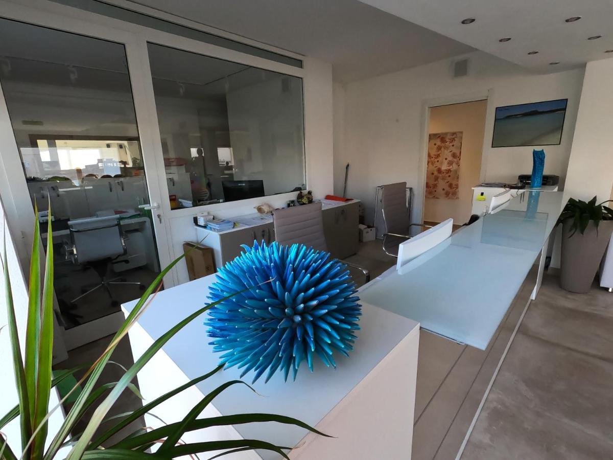 La Contessa Aparthotel Santa Teresa Gallura Ngoại thất bức ảnh