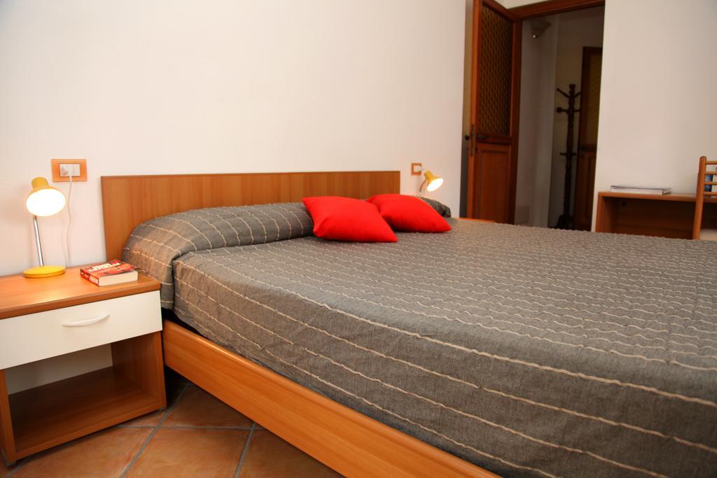 La Contessa Aparthotel Santa Teresa Gallura Ngoại thất bức ảnh
