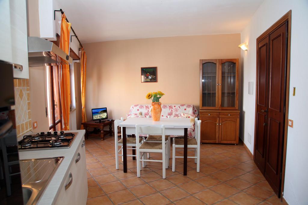 La Contessa Aparthotel Santa Teresa Gallura Phòng bức ảnh