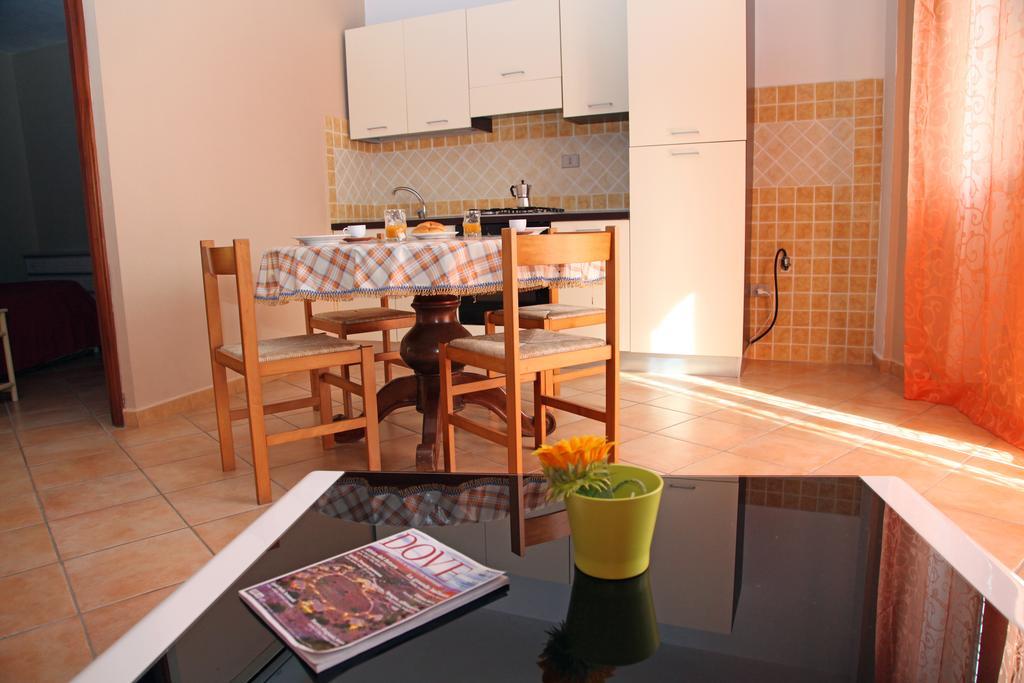 La Contessa Aparthotel Santa Teresa Gallura Phòng bức ảnh