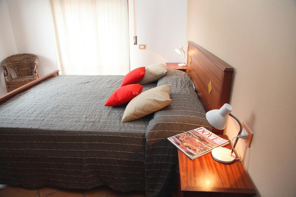 La Contessa Aparthotel Santa Teresa Gallura Phòng bức ảnh
