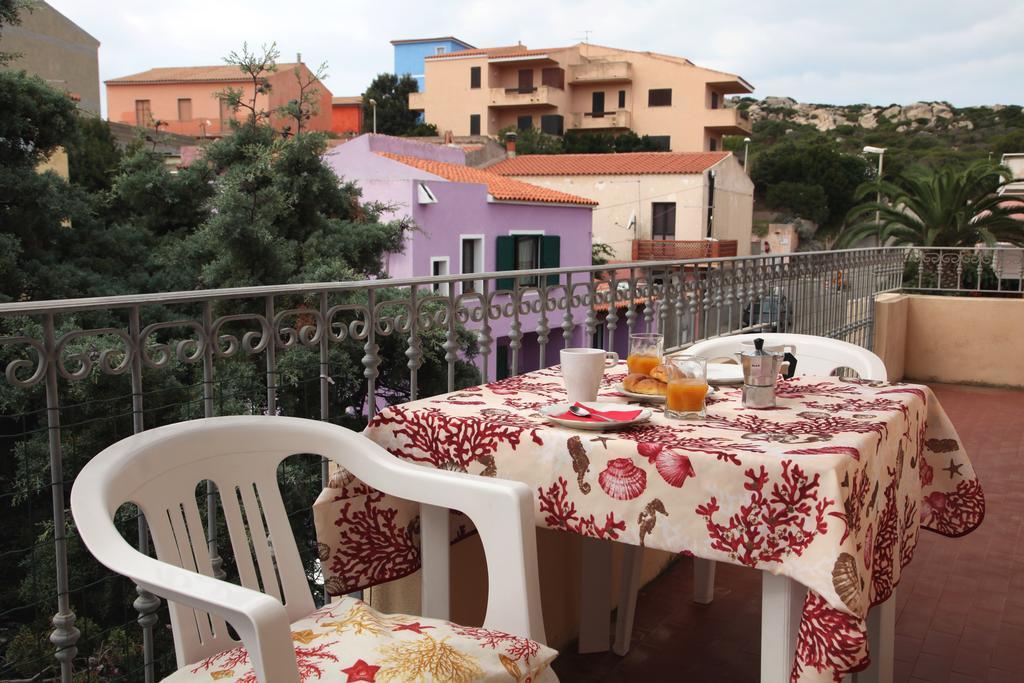 La Contessa Aparthotel Santa Teresa Gallura Phòng bức ảnh