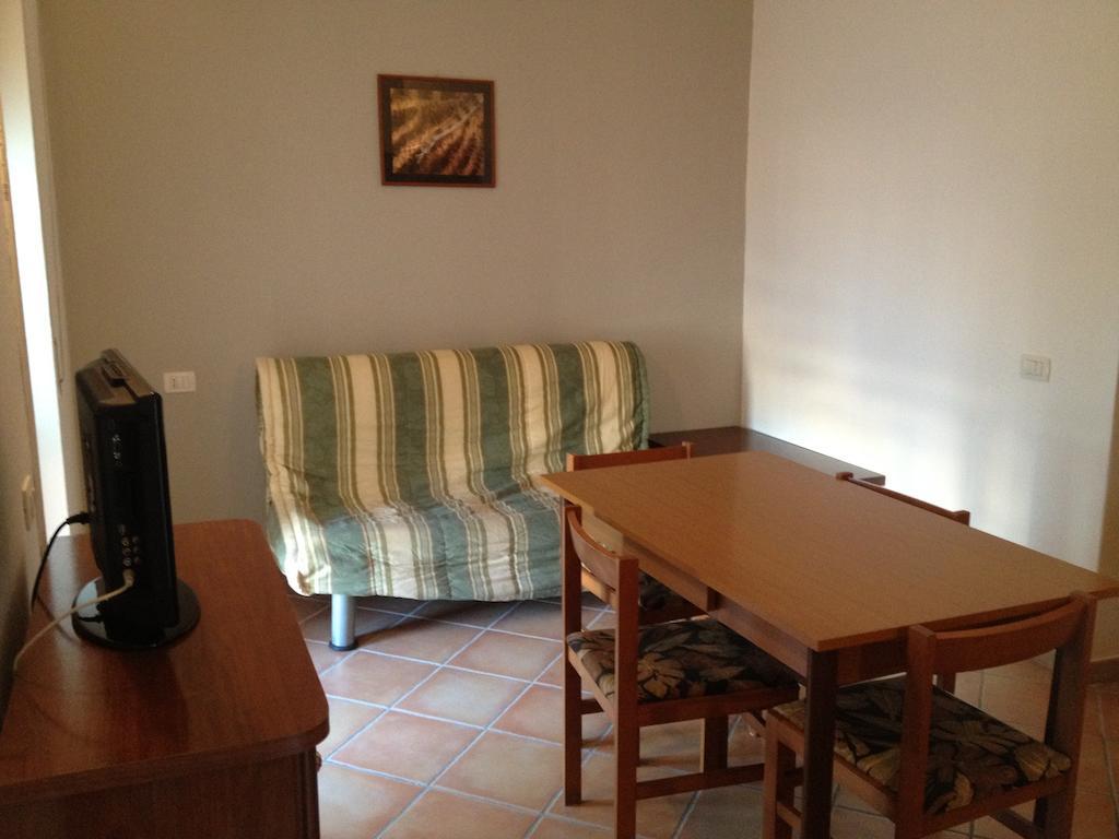 La Contessa Aparthotel Santa Teresa Gallura Phòng bức ảnh